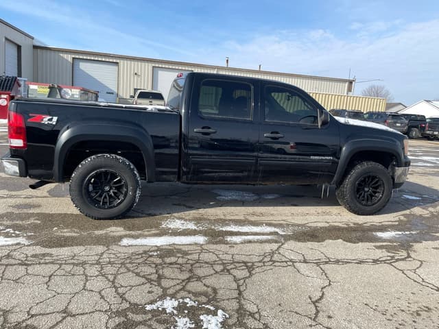 Image of GMC Sierra equipment image 3