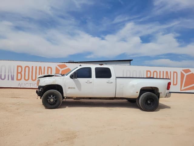 Image of GMC 3500HD equipment image 1