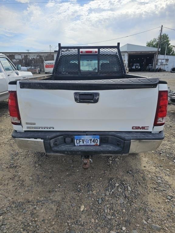 Image of GMC 1500 equipment image 2