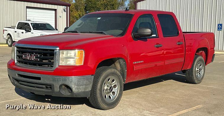 Image of GMC Sierra 1500 Primary image