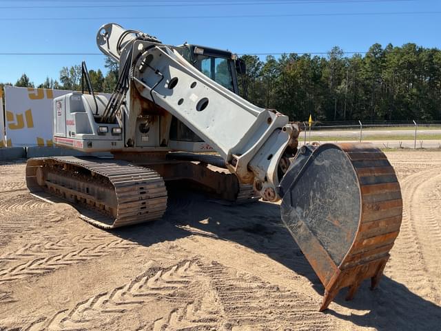 Image of Gradall XL4200 equipment image 2