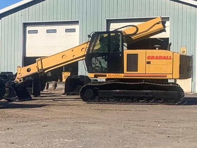 Image of Gradall XL4200-III equipment image 1