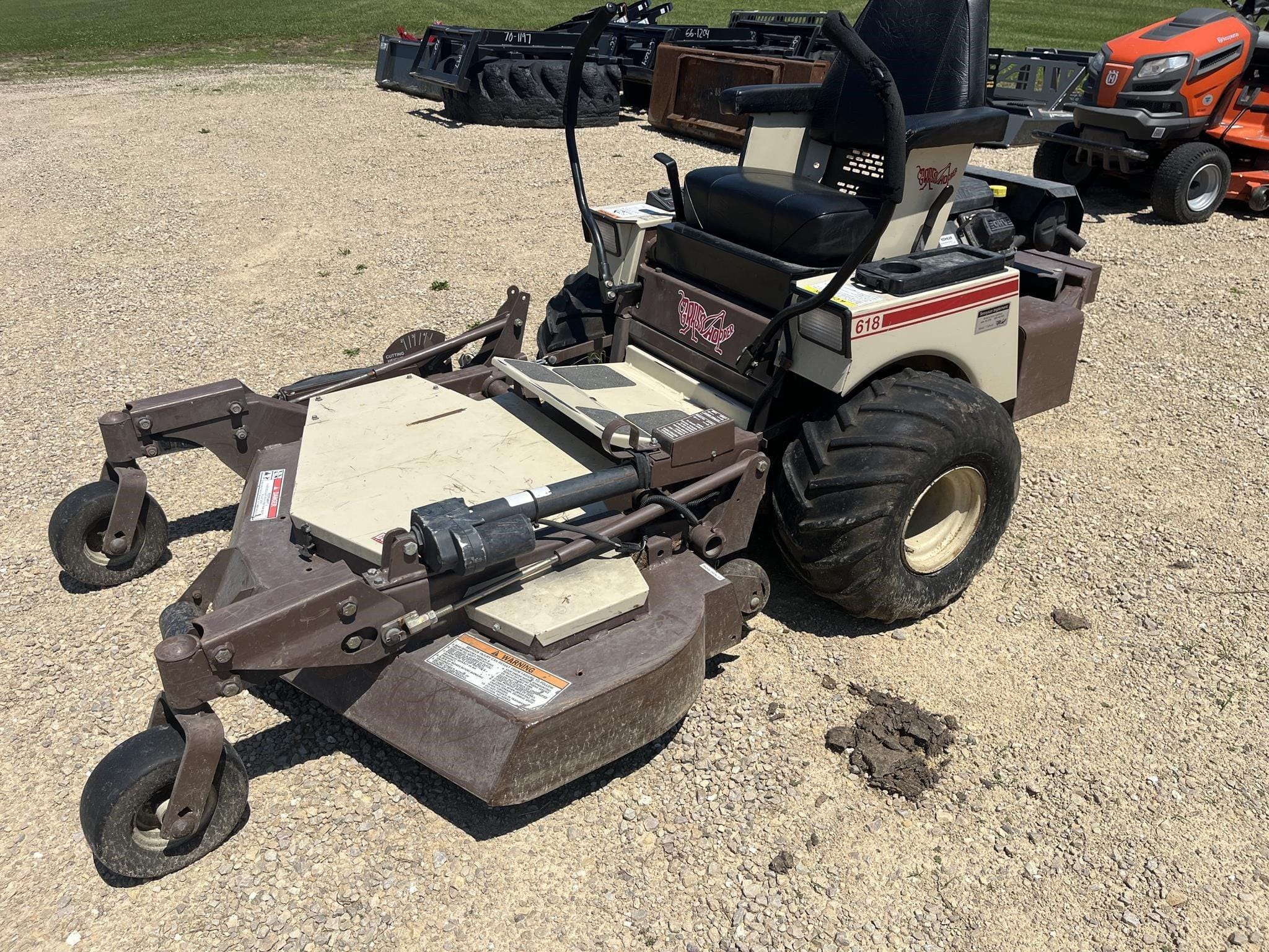 2011 Grasshopper 618 Equipment Image0