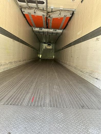 Image of Great Dane Refrigerated Van Trailer equipment image 4