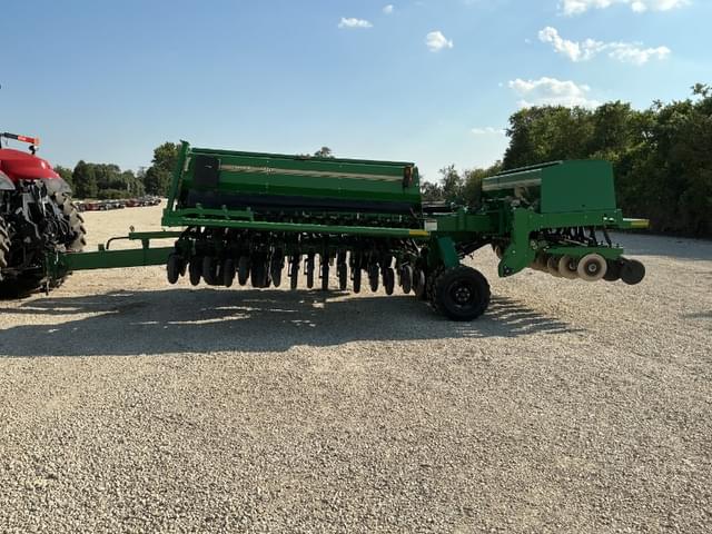 Image of Great Plains 3S-3000HD equipment image 3