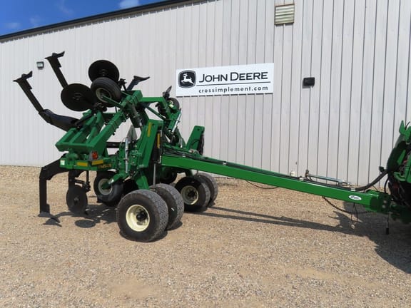 2011 Great Plains SS2000 Equipment Image0