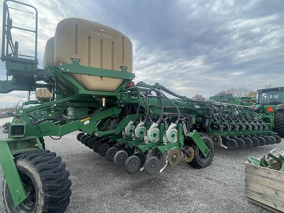 Image of Great Plains YP4010HP equipment image 4