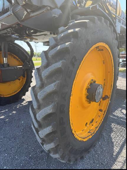 Image of Hagie STS10 equipment image 4