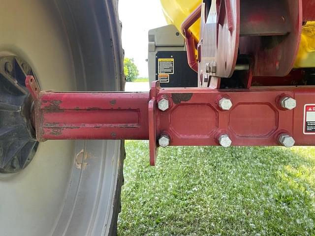 Image of Hardi Commander 4400 equipment image 4