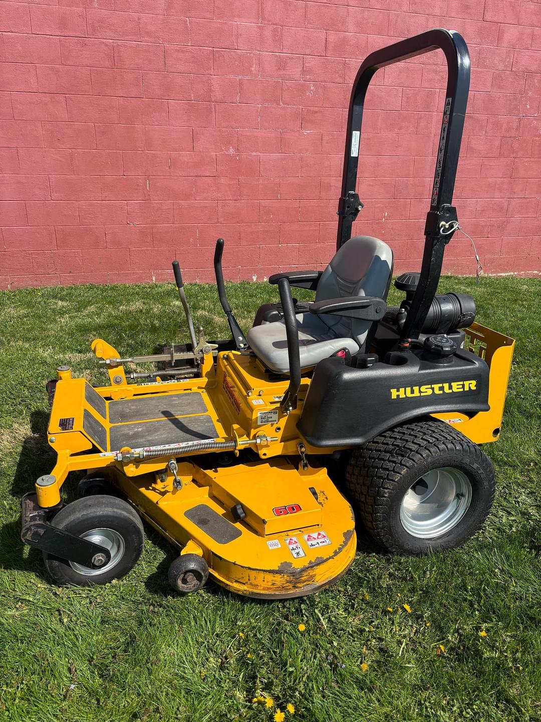 Image of Hustler FasTrak Super Duty Primary image