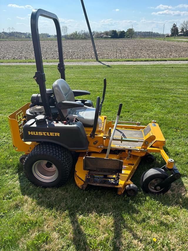 Image of Hustler FasTrak Super Duty equipment image 2