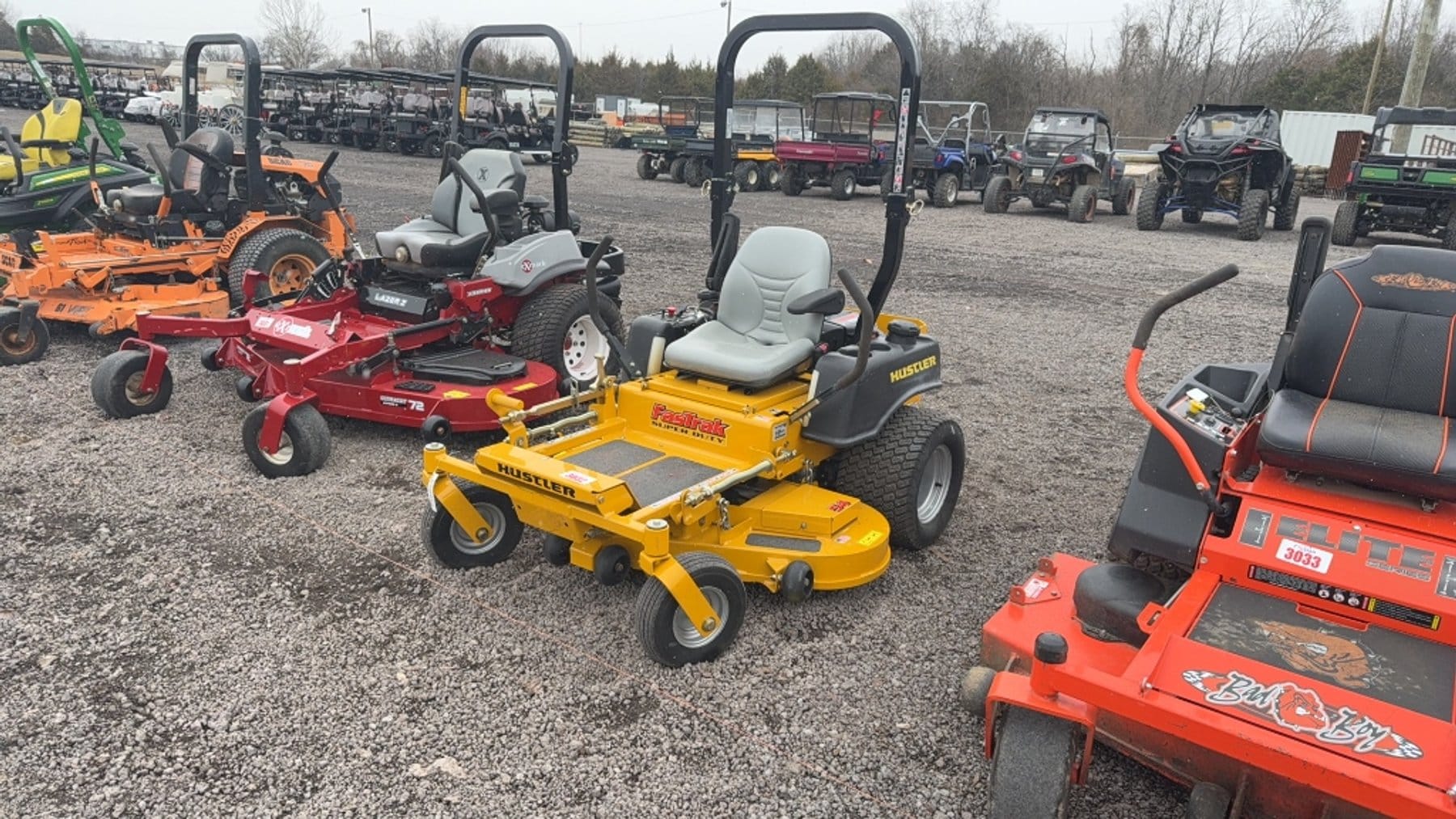 2011 Hustler FasTrak Equipment Image0