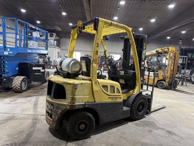 Image of Hyster H50FT equipment image 4
