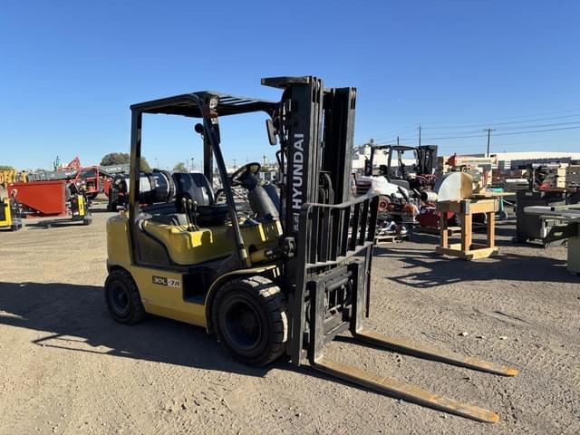 Image of Hyundai 30L-7A equipment image 1