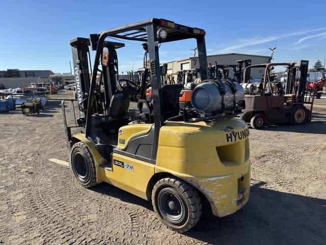 Image of Hyundai 30L-7A equipment image 3