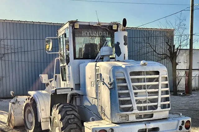 Image of Hyundai HL730-9A equipment image 4