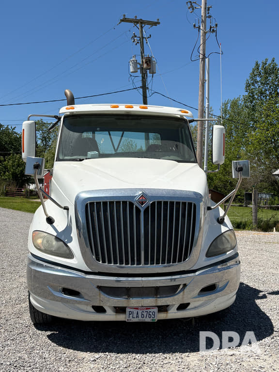Image of International ProStar+ 122 equipment image 1