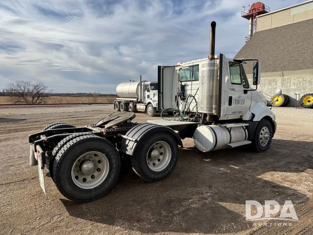 Image of International ProStar Premium equipment image 3