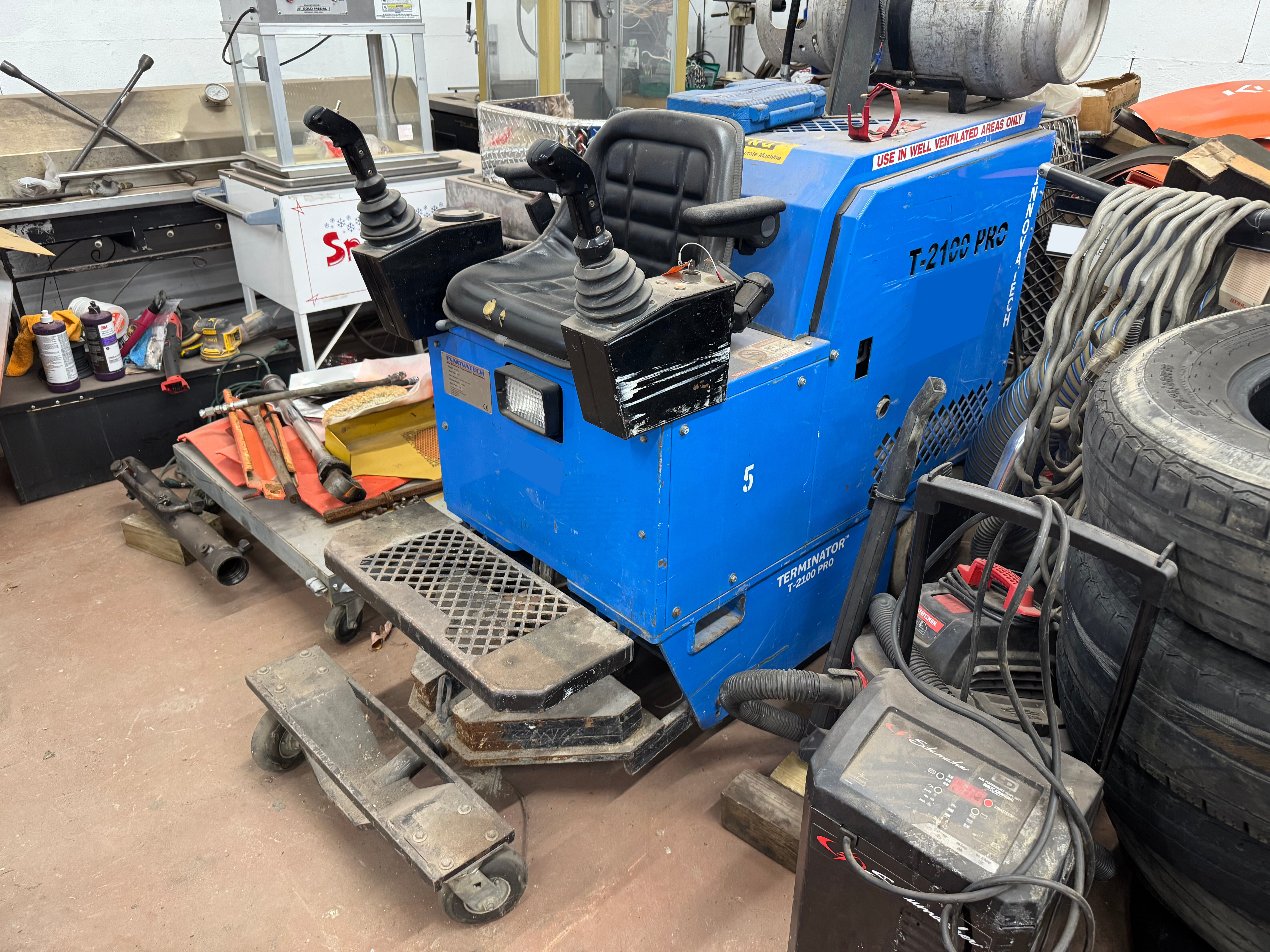 2011 Innovatech T-2100 Pro Equipment Image0