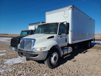 Main image International 4300