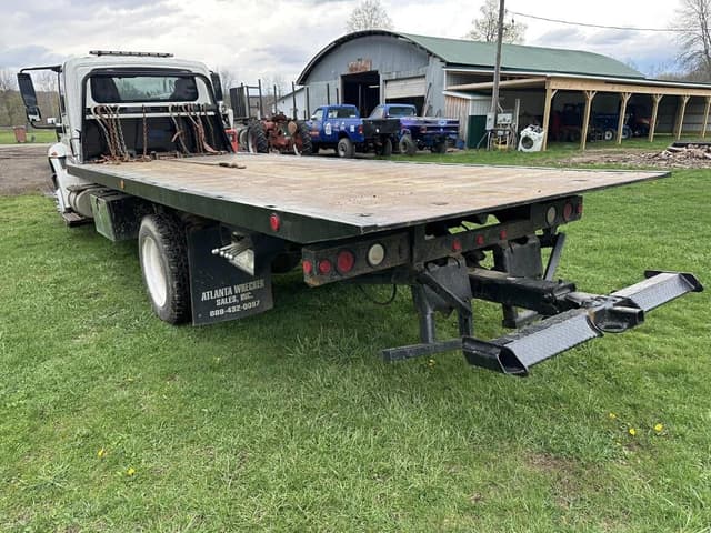 Image of International Durastar 4300 equipment image 2