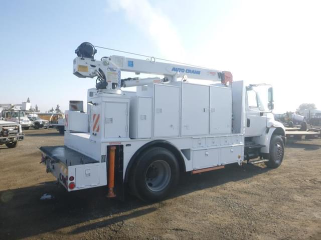 Image of International 4300 equipment image 2