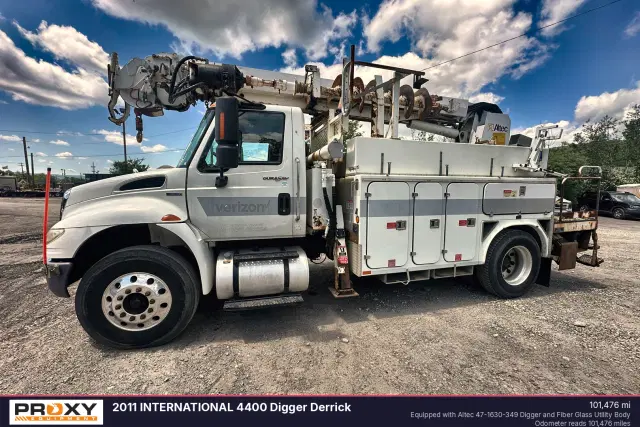 Image of International 4400 equipment image 2