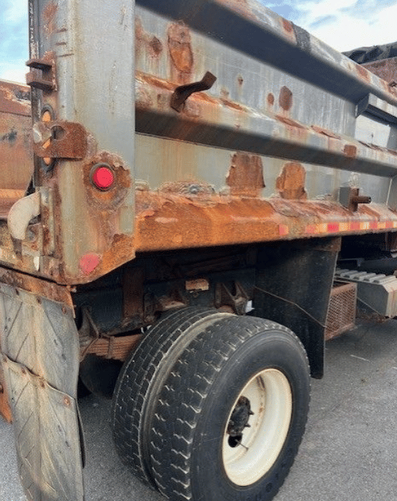 Image of International 7400 equipment image 3