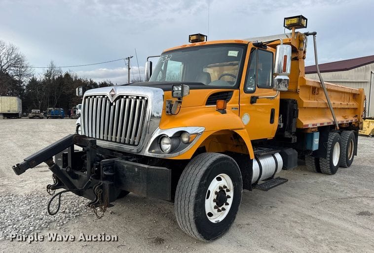 2011 International 7500 Equipment Image0