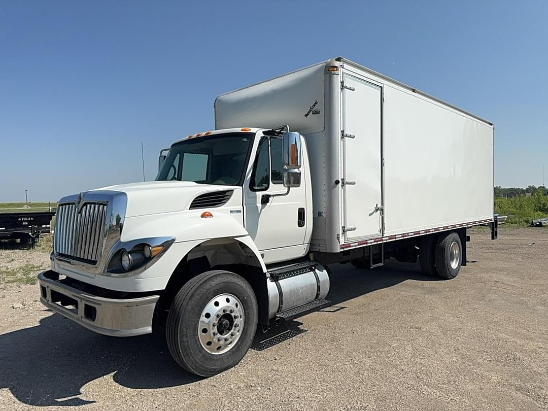Image of International 7600 Primary image