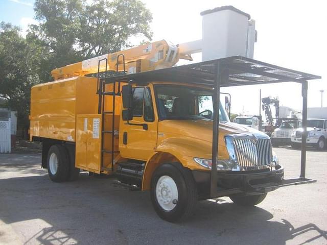 Image of International Durastar 4300 equipment image 1