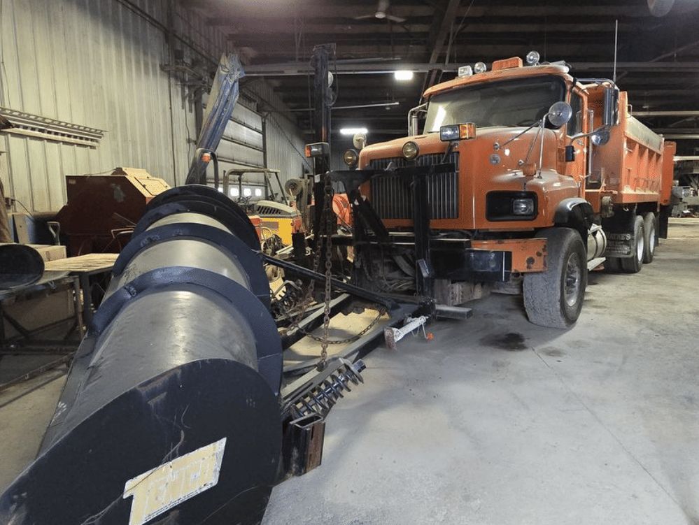 2011 International Paystar 5600I Equipment Image0