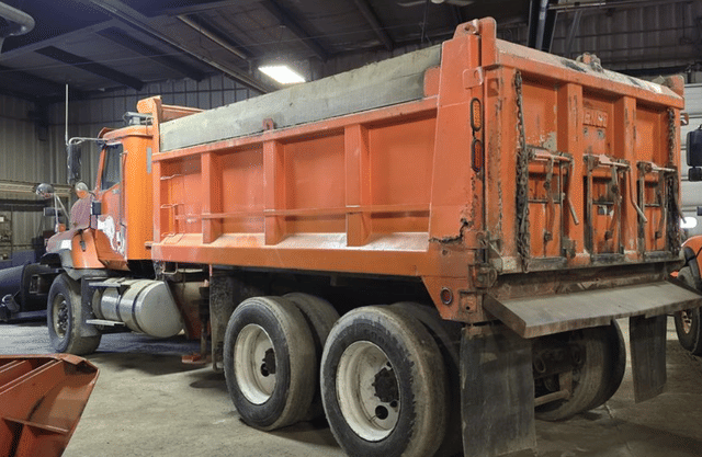 Image of International Paystar 5600I equipment image 2