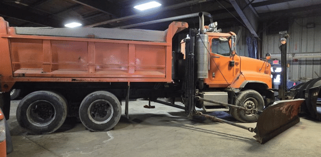 Image of International Paystar 5600I equipment image 4