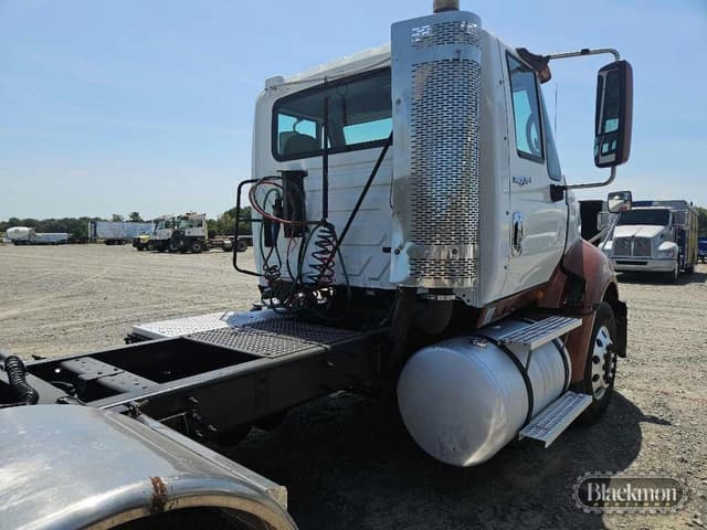 Image of International ProStar Premium equipment image 4