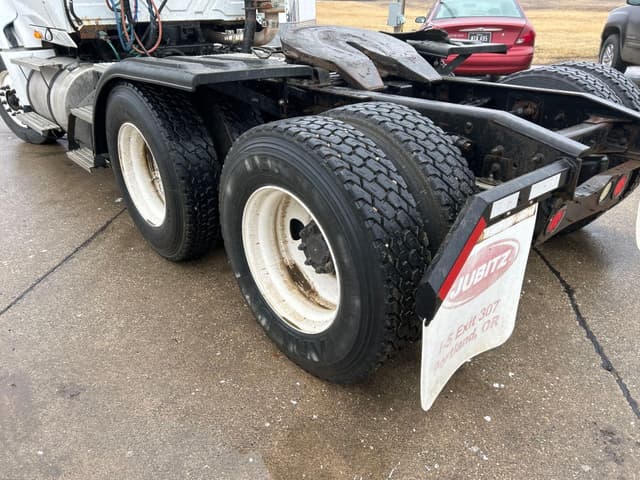 Image of International ProStar equipment image 4