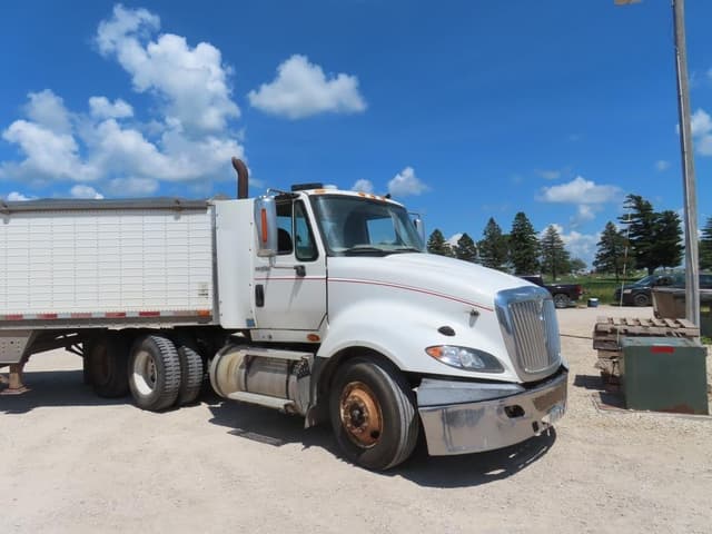 Image of International ProStar equipment image 2