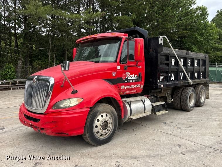 2011 International ProStar Equipment Image0