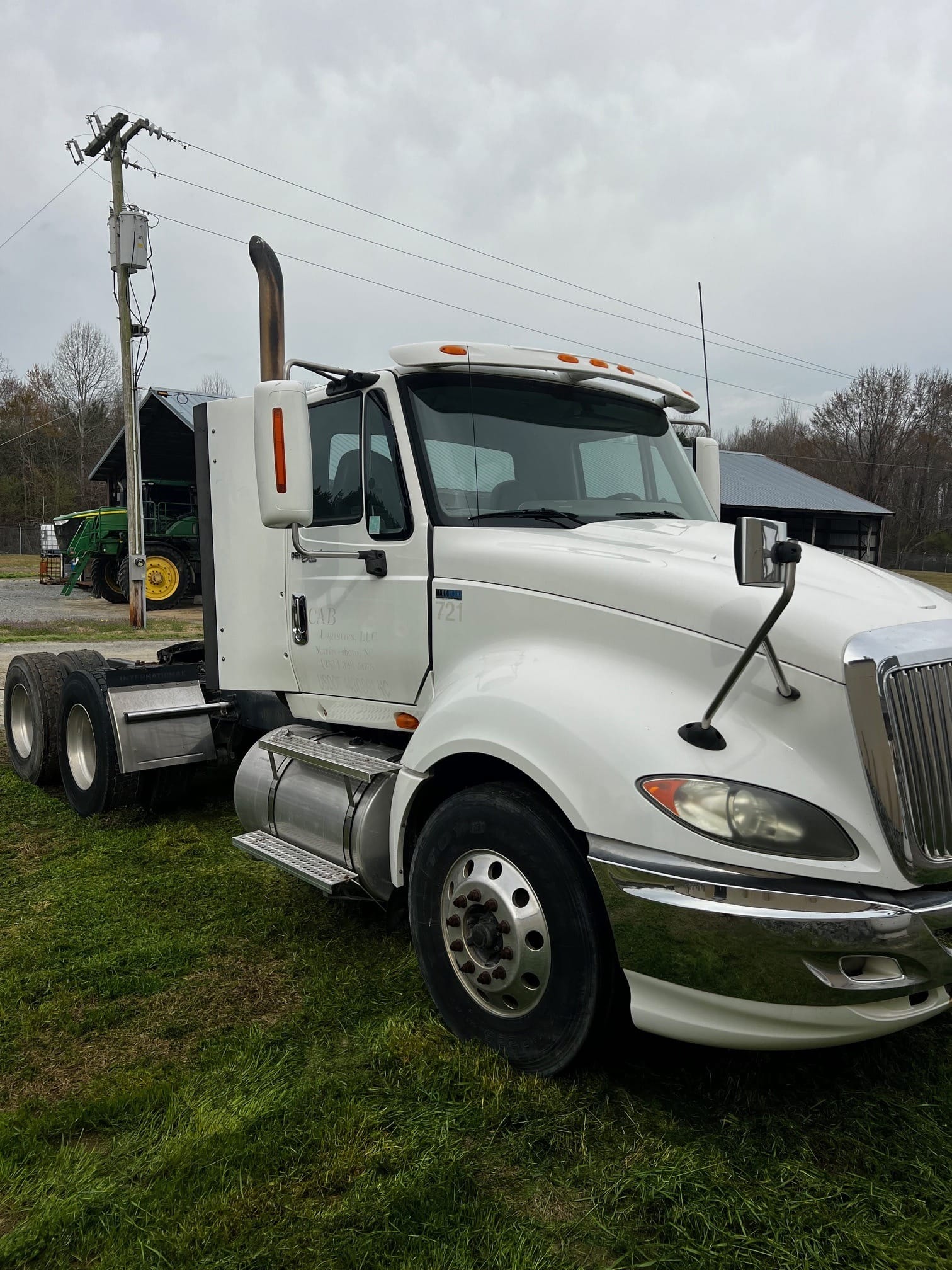 2011 International ProStar Equipment Image0