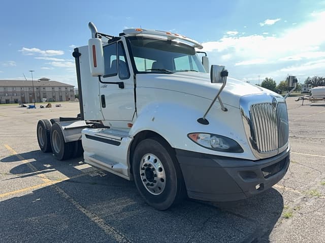 Image of International ProStar Premium equipment image 2