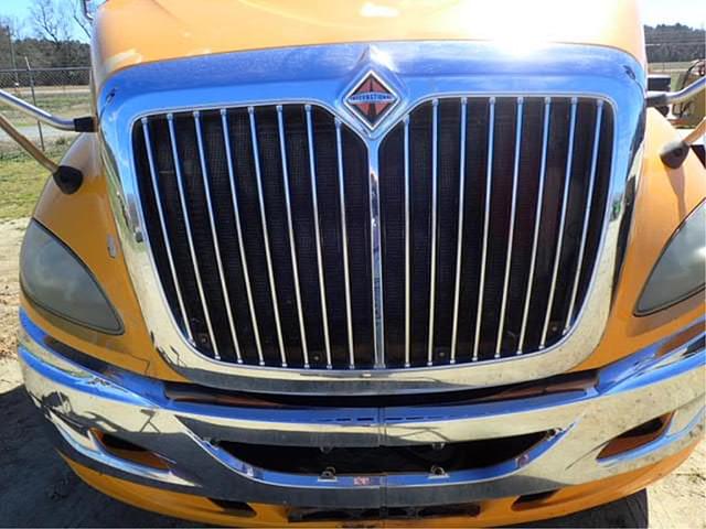 Image of International ProStar equipment image 1