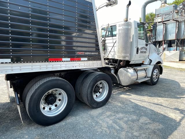 Image of International ProStar equipment image 4