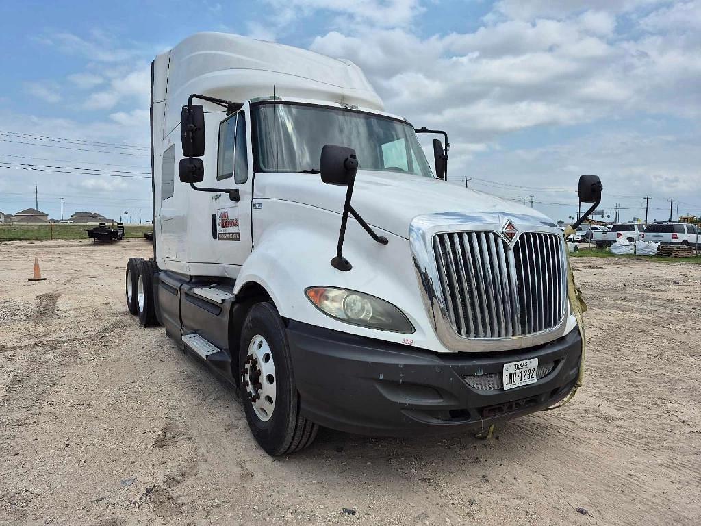 Image of International ProStar Primary image
