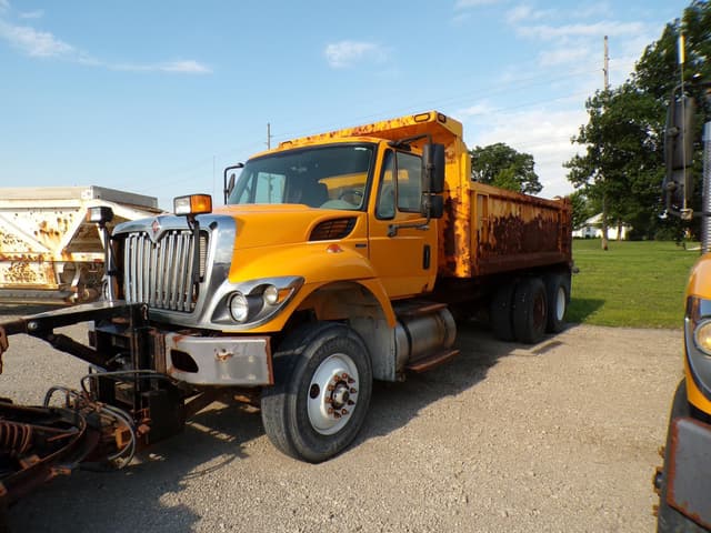 Image of International Workstar 7500 equipment image 1