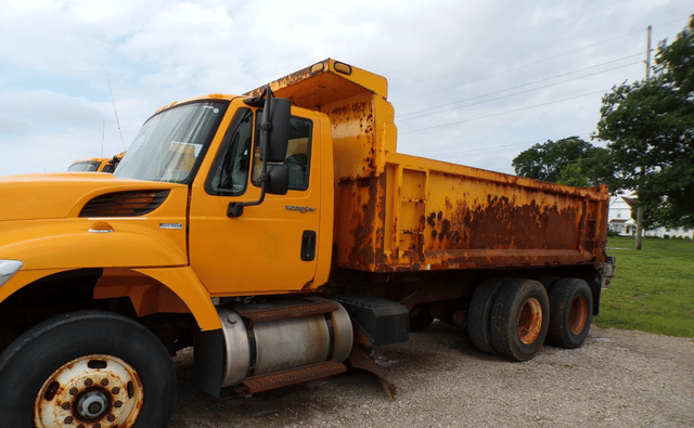 Image of International Workstar 7500 equipment image 3