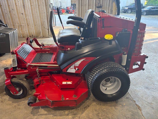 Ferris IS2500Z Equipment Image0