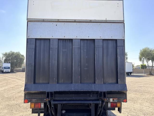 Image of Isuzu NRR equipment image 4