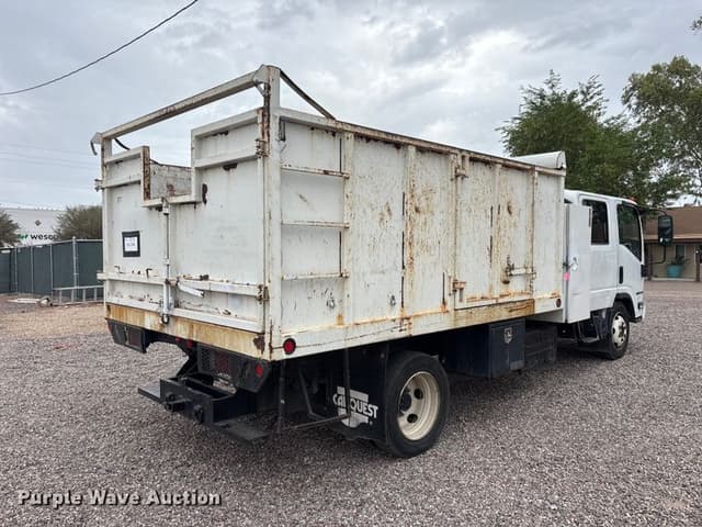 Image of Isuzu NPR equipment image 4