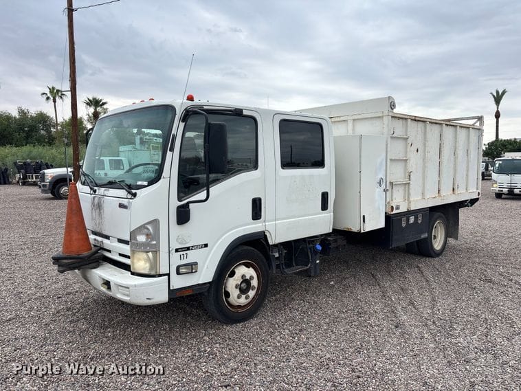 2011 Isuzu NPR Equipment Image0