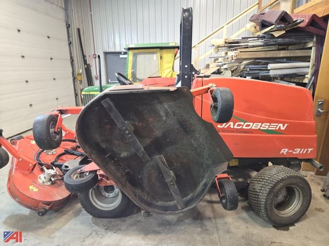Image of Jacobsen R-311T equipment image 1
